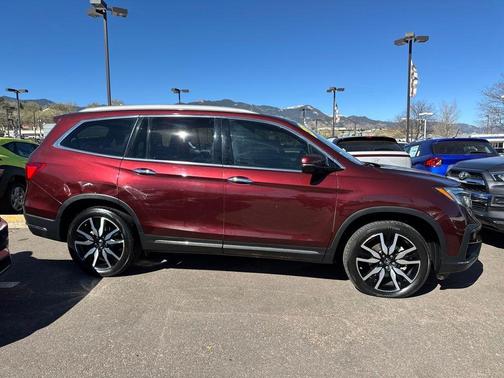 Red 2022 Honda Pilot Touring 8-Passenger