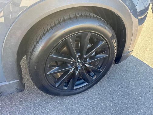 2022 Mazda CX-9 Carbon Edition