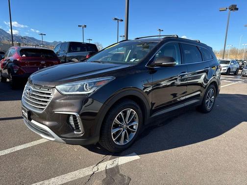 2017 Hyundai SANTA FE SE