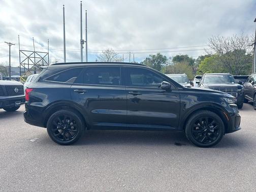 Ebony Black 2021 Kia Sorento SX