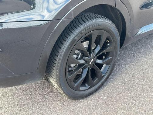Ebony Black 2021 Kia Sorento SX