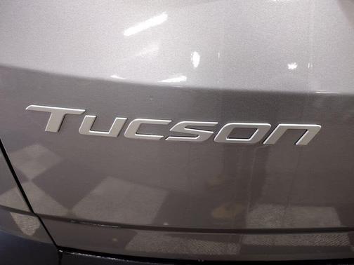 Shimmering Silver 2025 Hyundai TUCSON Plug-In Hybrid SEL