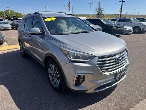 Iron Frost 2017 Hyundai SANTA FE SE
