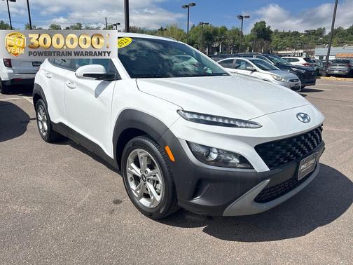 Lunar White 2023 Hyundai KONA SEL