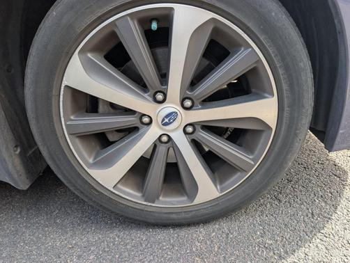 2017 Subaru Legacy 3.6R Limited