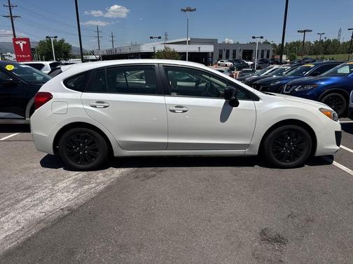 2014 Subaru Impreza 2.0i