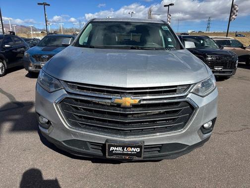 2021 Chevrolet Traverse LT Cloth