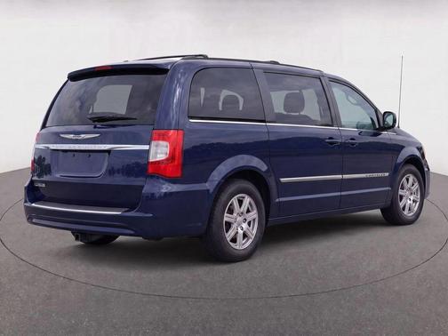 True Blue Pearlcoat 2012 Chrysler Town & Country Touring