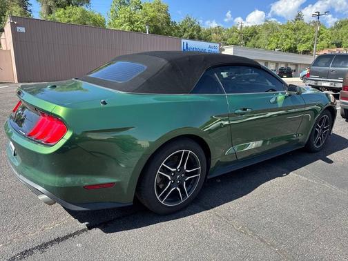 2023 Ford Mustang EcoBoost