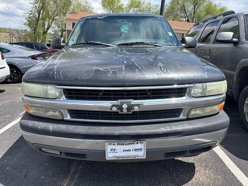 2003 Chevrolet Suburban LS