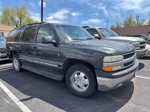 2003 Chevrolet Suburban LS