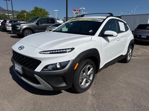 2023 Hyundai KONA SEL