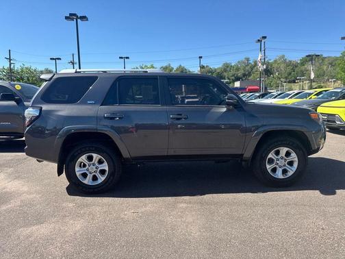 Magnetic Gray Metallic 2018 Toyota 4Runner SR5 Premium