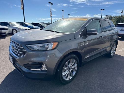 2021 Ford Edge Titanium