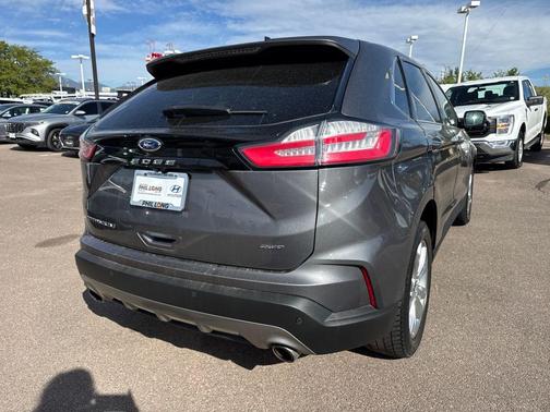 2021 Ford Edge Titanium