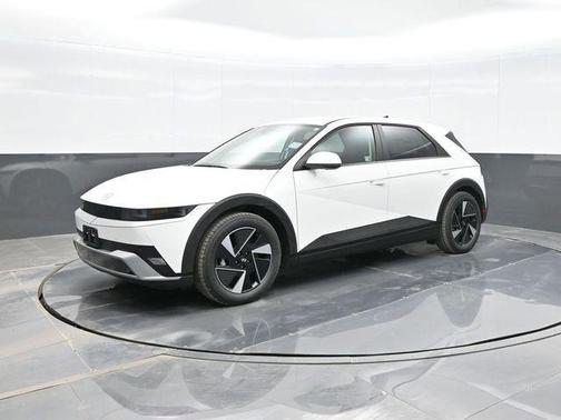 2025 Hyundai IONIQ 5 SE