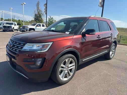 Bronze 2016 Ford Explorer XLT