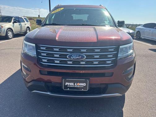 Bronze 2016 Ford Explorer XLT