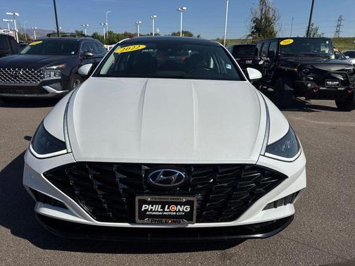 2022 Hyundai SONATA SEL