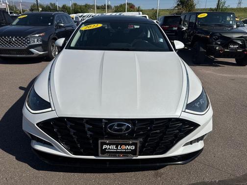 2022 Hyundai SONATA SEL