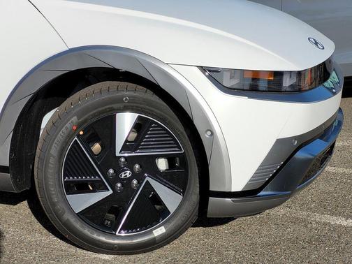 2025 Hyundai IONIQ 5 Limited