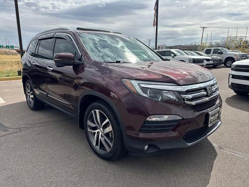 Maroon 2016 Honda Pilot Touring