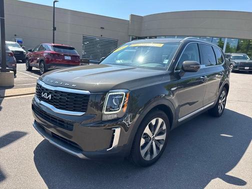 2022 Kia Telluride S