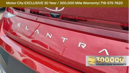 2025 Hyundai ELANTRA SE