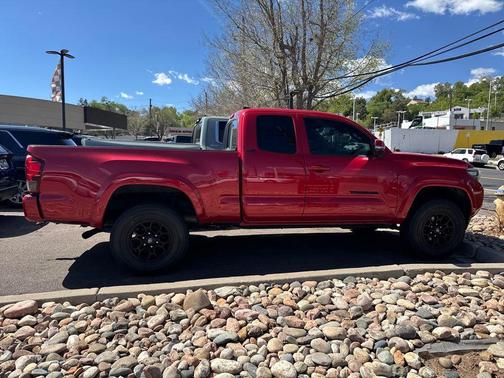 Barcelona Red Metallic 2022 Toyota Tacoma SR5