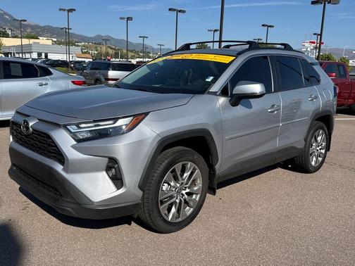 2022 Toyota RAV4 XLE Premium
