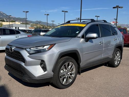 2022 Toyota RAV4 XLE Premium