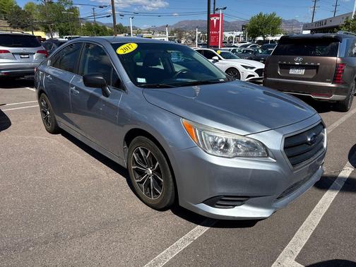 Ice Silver Metallic 2017 Subaru Legacy 2.5i