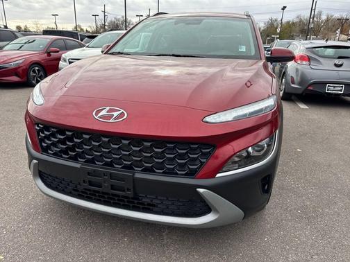 2023 Hyundai KONA SEL