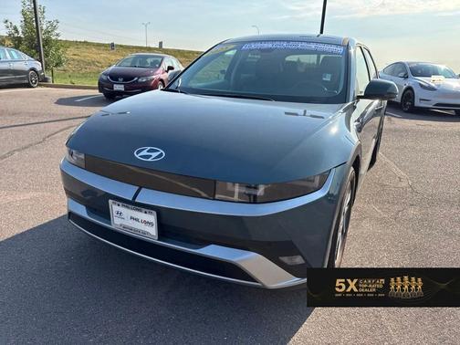 2025 Hyundai IONIQ 5 SE Standard Range