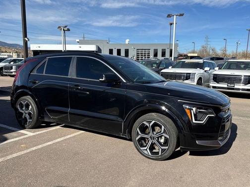 2023 Kia Niro EX Touring