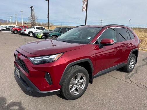 2022 Toyota RAV4 XLE