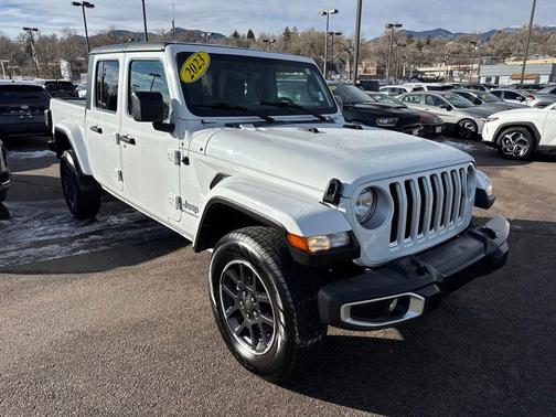 2023 Jeep Gladiator Overland
