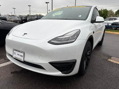 2022 Tesla Model Y Long Range