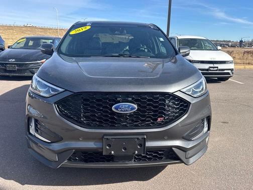 2019 Ford Edge ST