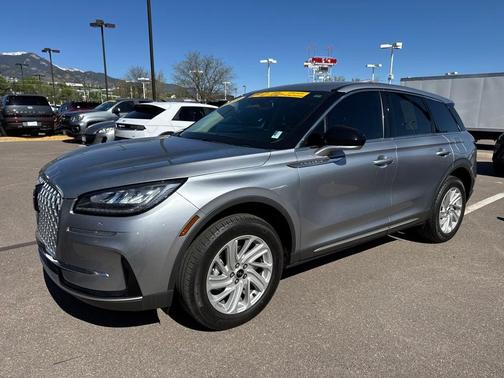 2023 Lincoln Corsair Standard