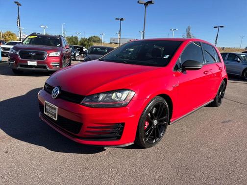 2017 Volkswagen Golf GTI Sport 4-Door