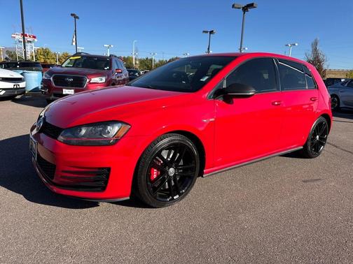 2017 Volkswagen Golf GTI Sport 4-Door