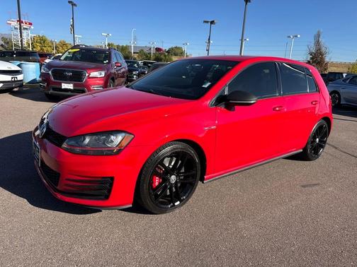 2017 Volkswagen Golf GTI Sport 4-Door