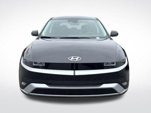 2025 Hyundai IONIQ 5 SE