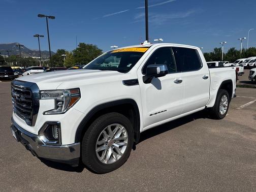 2021 GMC Sierra 1500 SLT