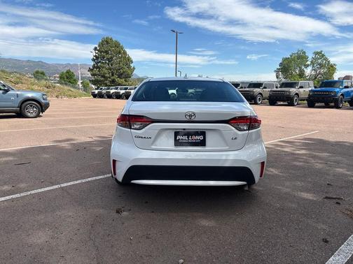 White 2022 Toyota Corolla LE