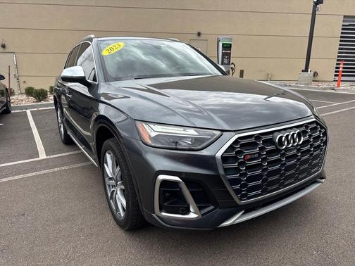 Daytona Gray Pearl Effect 2023 Audi SQ5 3.0T Premium Plus