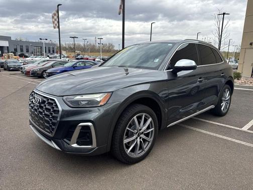 Daytona Gray Pearl Effect 2023 Audi SQ5 3.0T Premium Plus
