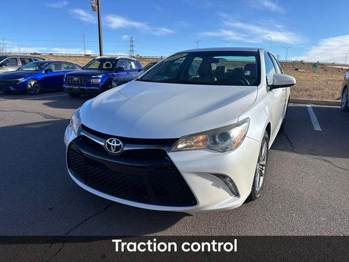 2016 Toyota Camry SE