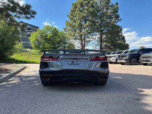 Sea 2025 Chevrolet Corvette Stingray w/3LT